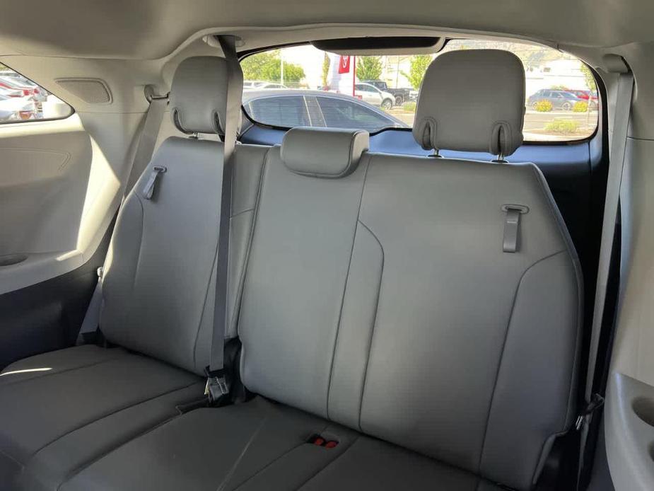 used 2022 Toyota Sienna car, priced at $46,977