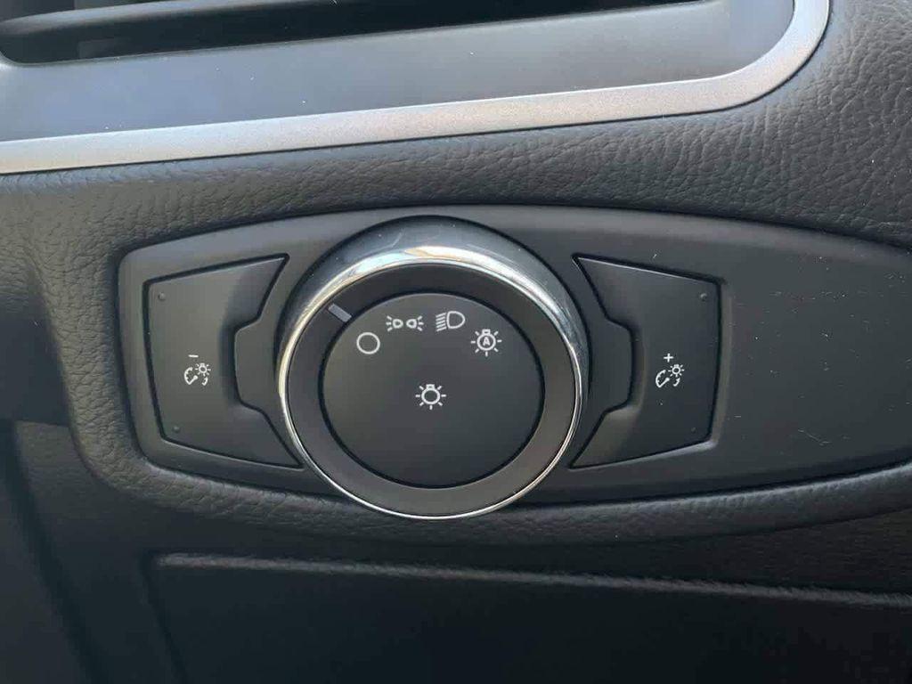 used 2018 Ford Edge car, priced at $13,334