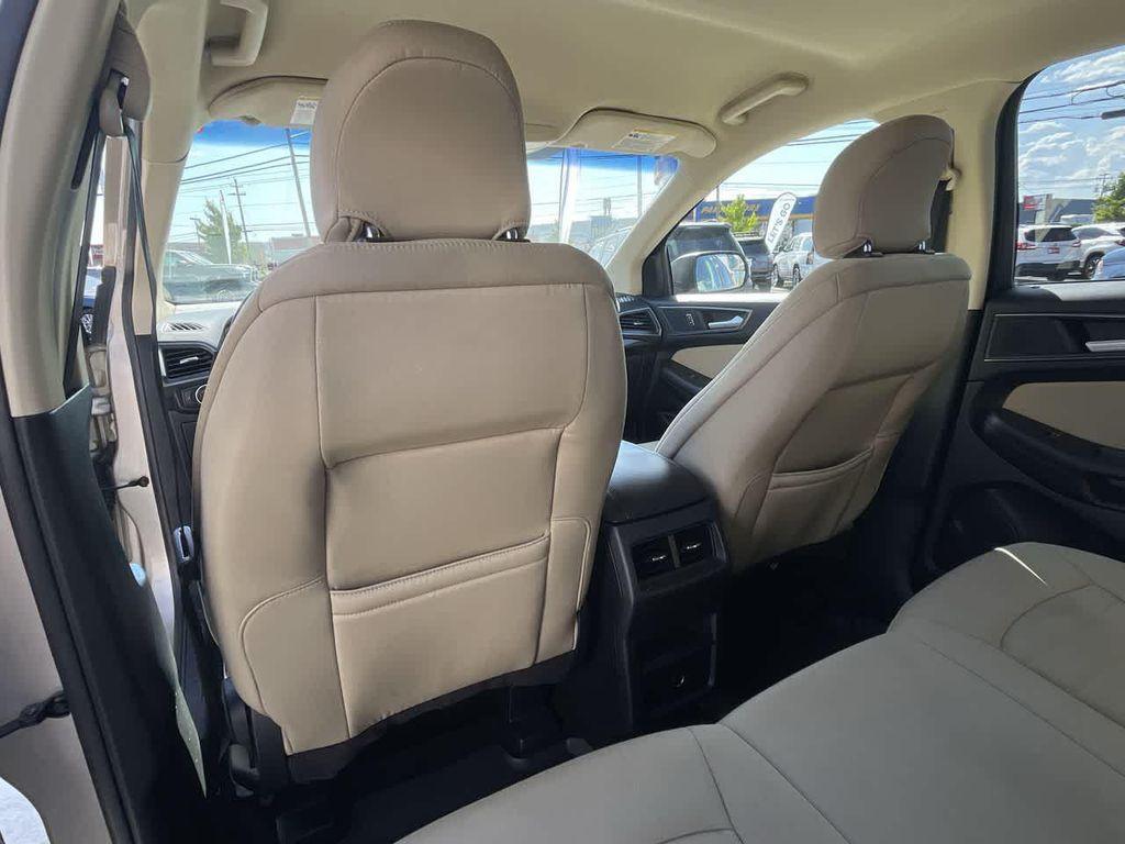 used 2018 Ford Edge car, priced at $14,989