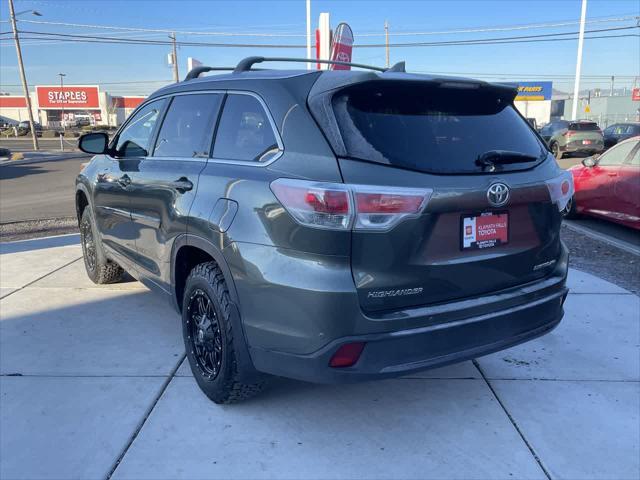 used 2015 Toyota Highlander car, priced at $19,899