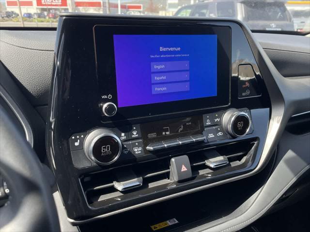 used 2024 Toyota Highlander car, priced at $41,507