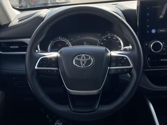 used 2024 Toyota Highlander Hybrid car, priced at $50,741