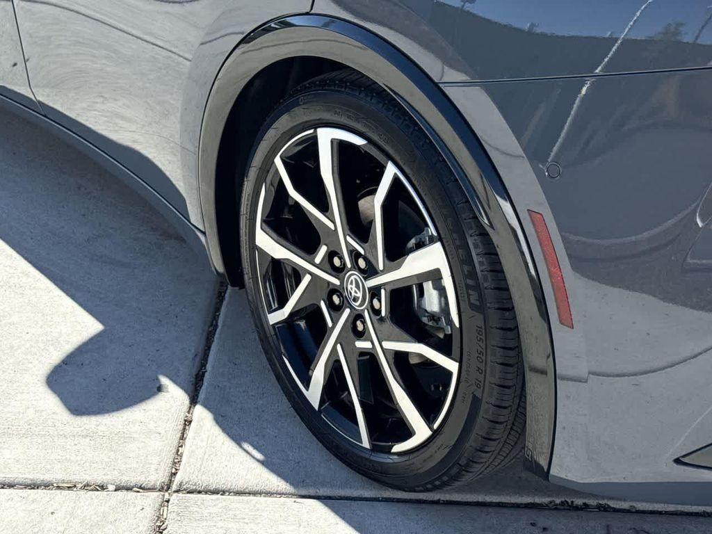new 2026 Toyota Prius Plug-In Hybrid car, priced at $43,265
