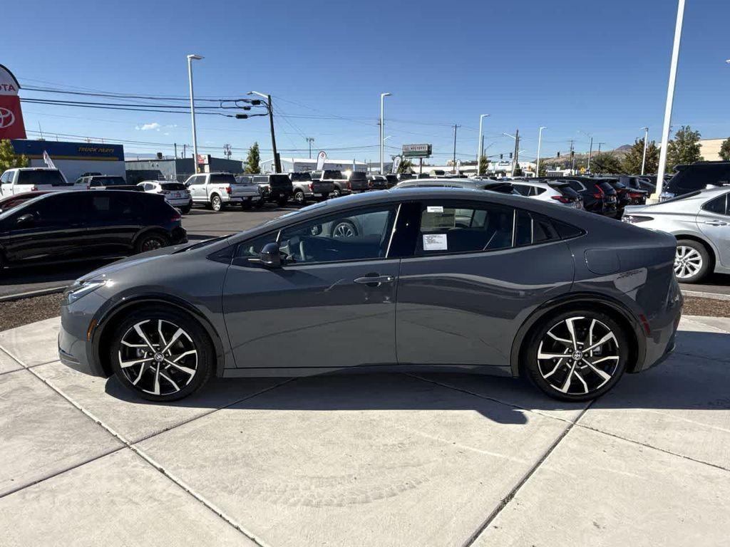 new 2026 Toyota Prius Plug-In Hybrid car, priced at $43,265