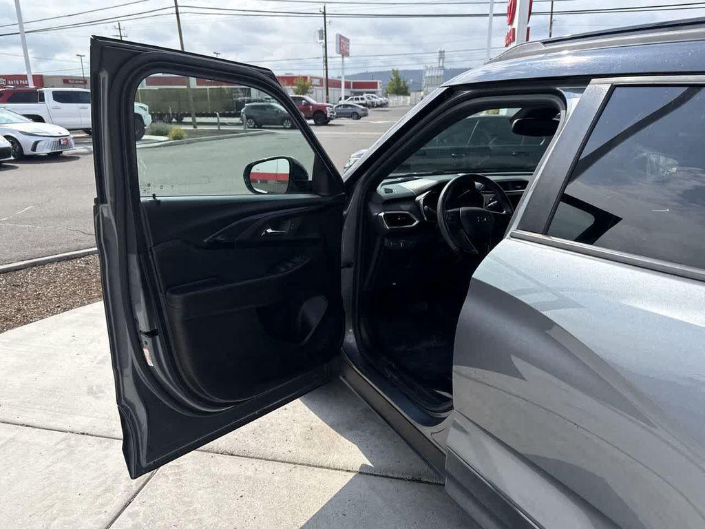 used 2021 Chevrolet TrailBlazer car, priced at $20,675