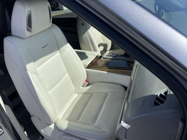 used 2021 Cadillac Escalade ESV car, priced at $64,858