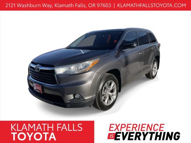 used 2015 Toyota Highlander car, priced at $18,991