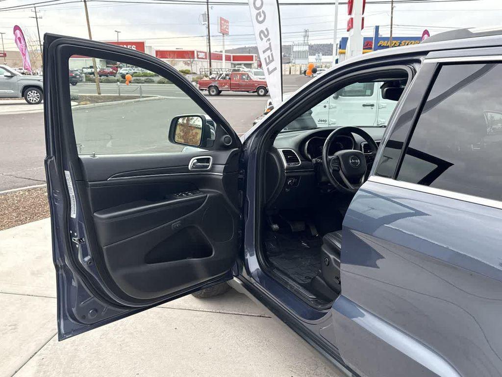 used 2019 Jeep Grand Cherokee car, priced at $21,977