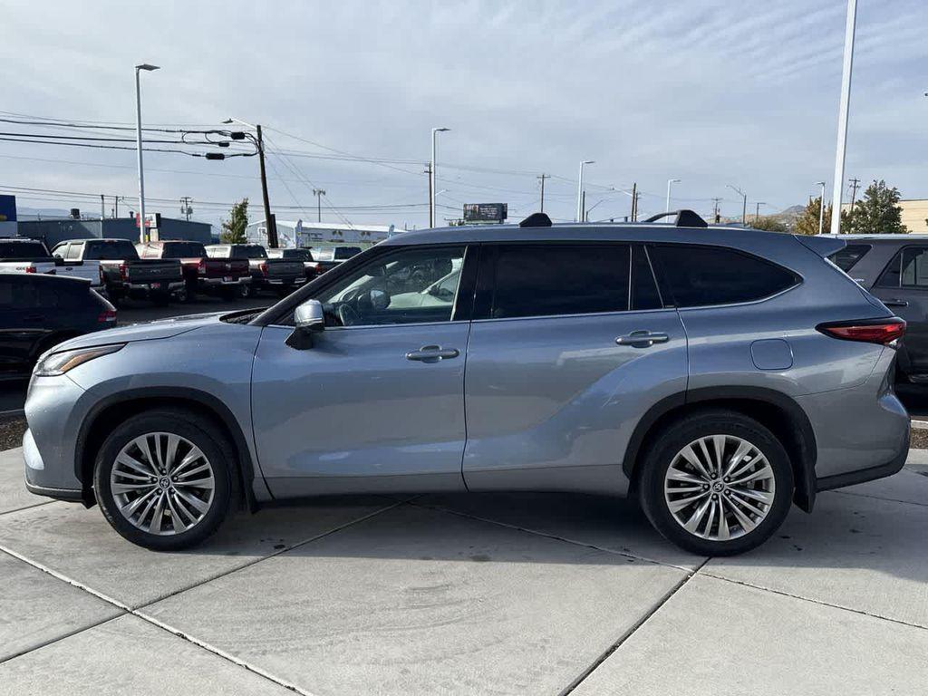 used 2023 Toyota Highlander car, priced at $44,857