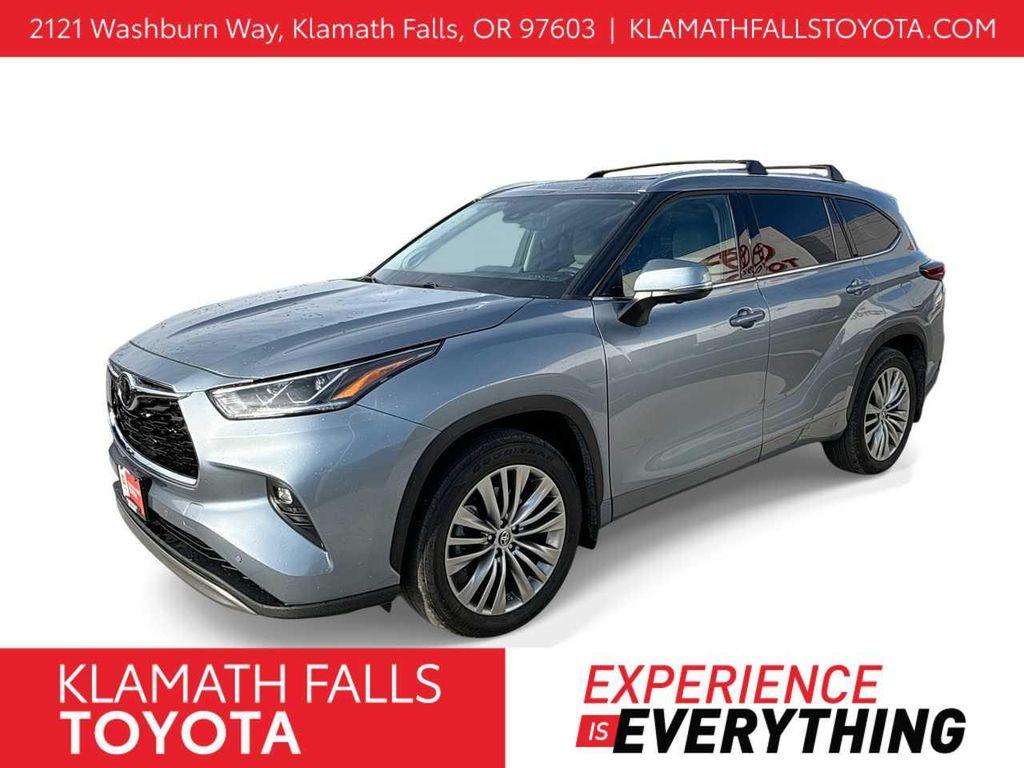 used 2023 Toyota Highlander car, priced at $44,857