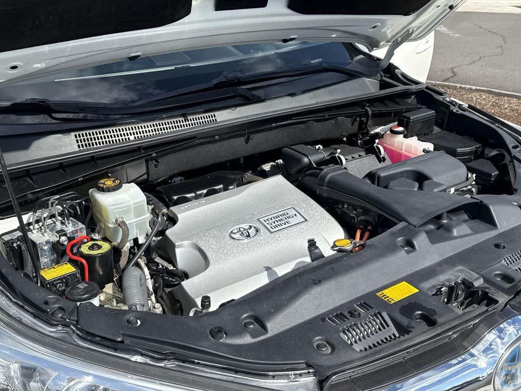 used 2015 Toyota Highlander Hybrid car, priced at $21,102