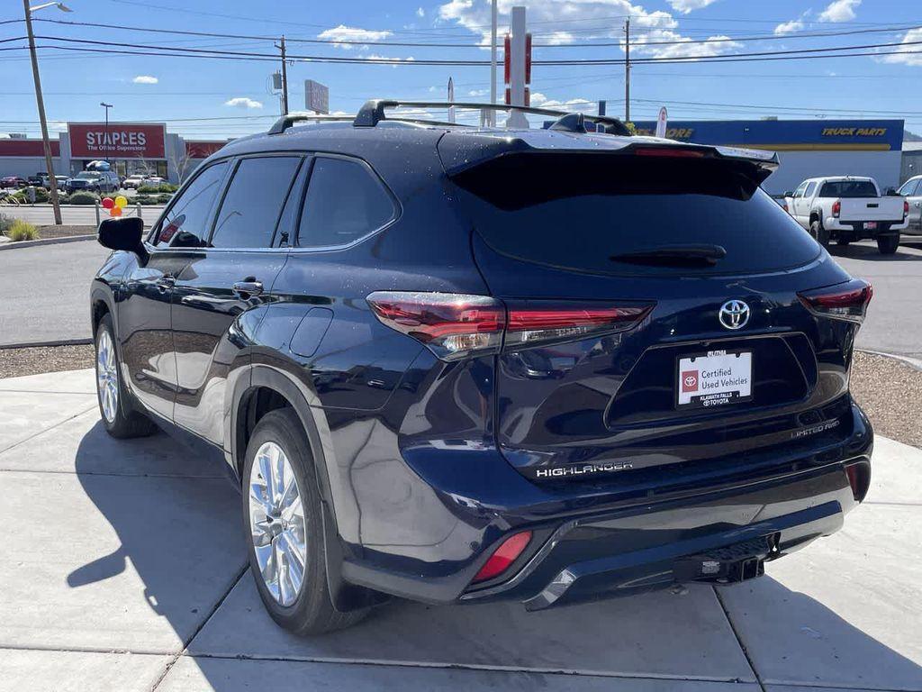 used 2024 Toyota Highlander car, priced at $41,631