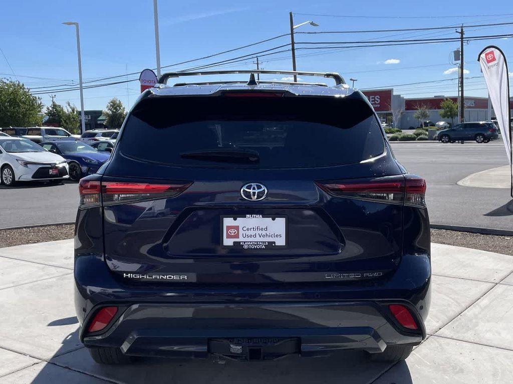 used 2024 Toyota Highlander car, priced at $41,631