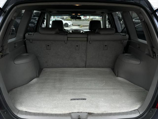 used 2007 Toyota Highlander car, priced at $9,142