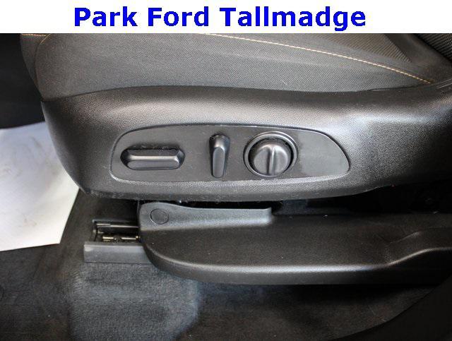 used 2021 Chevrolet Traverse car, priced at $26,488