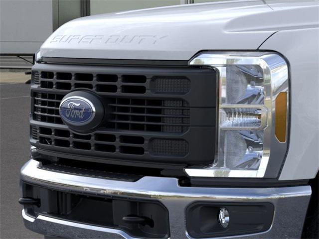 new 2025 Ford F-350 car, priced at $69,322