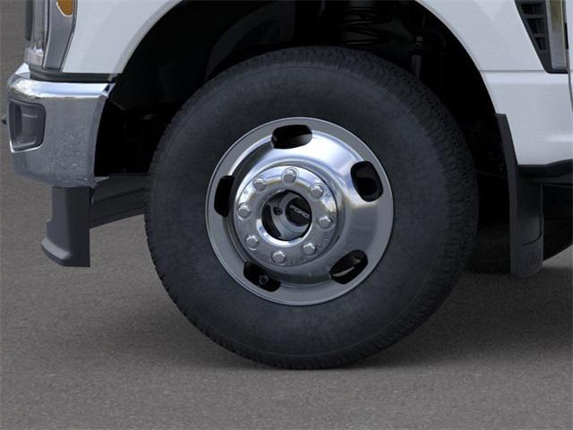 new 2025 Ford F-350 car, priced at $69,322