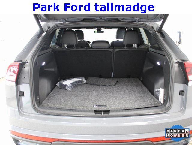 used 2025 Volkswagen Atlas Cross Sport car, priced at $39,988