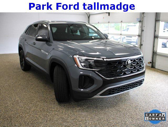used 2025 Volkswagen Atlas Cross Sport car, priced at $39,988