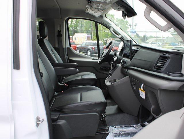 new 2025 Ford Transit-350 car