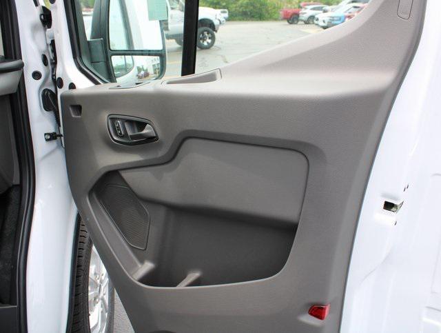 new 2025 Ford Transit-350 car
