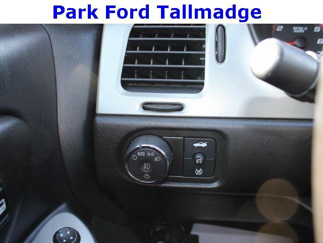 used 2006 Chevrolet Monte Carlo car, priced at $12,988