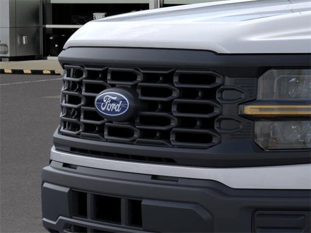 new 2024 Ford F-150 car, priced at $40,211