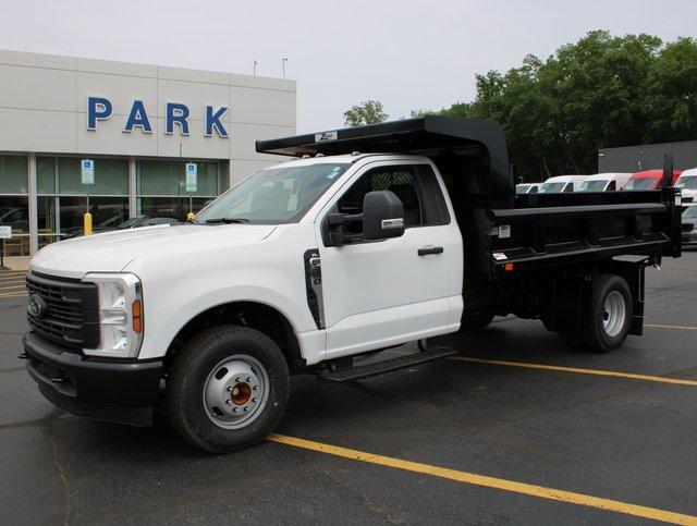 new 2025 Ford F-350 car, priced at $66,154