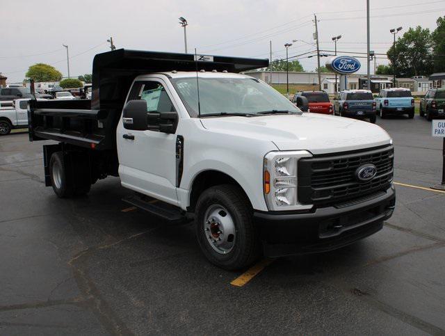 new 2025 Ford F-350 car, priced at $66,154