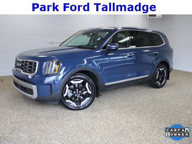 used 2023 Kia Telluride car, priced at $34,998