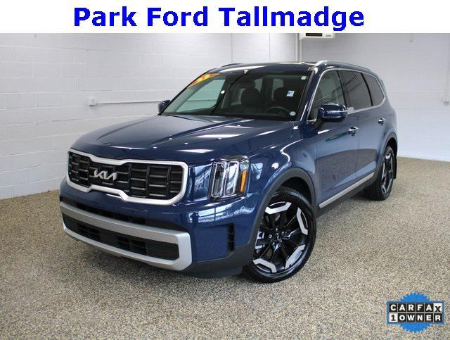 used 2023 Kia Telluride car, priced at $34,998