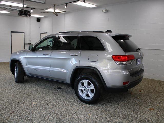 used 2016 Jeep Grand Cherokee car, priced at $15,900