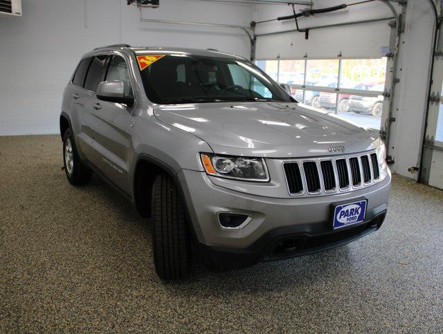 used 2016 Jeep Grand Cherokee car, priced at $15,900