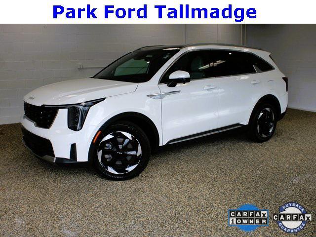 used 2025 Kia Sorento Hybrid car, priced at $37,988