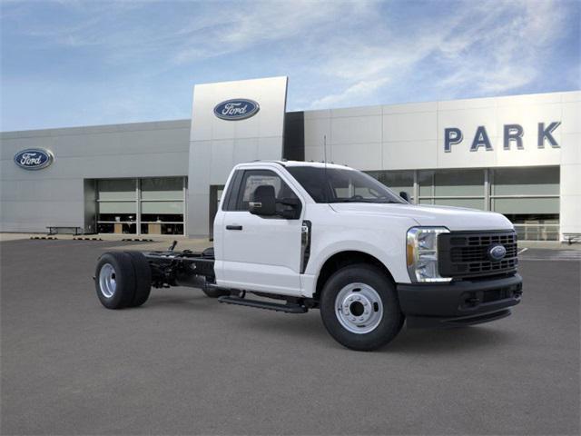 new 2025 Ford F-350 car, priced at $51,828