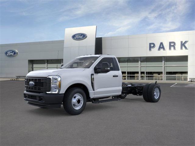 new 2025 Ford F-350 car, priced at $51,828