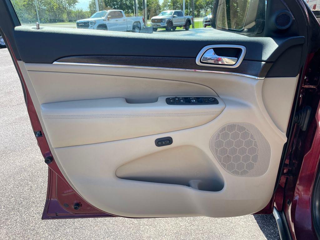 used 2018 Jeep Grand Cherokee car, priced at $14,264