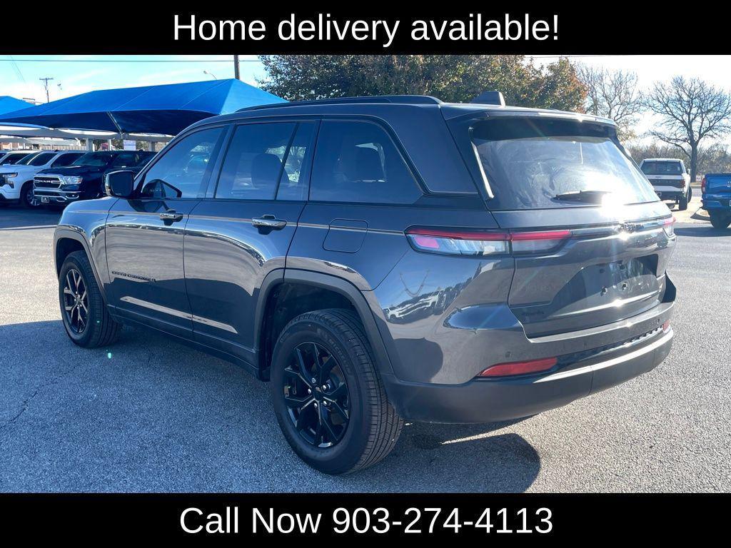 used 2025 Jeep Grand Cherokee car, priced at $39,000