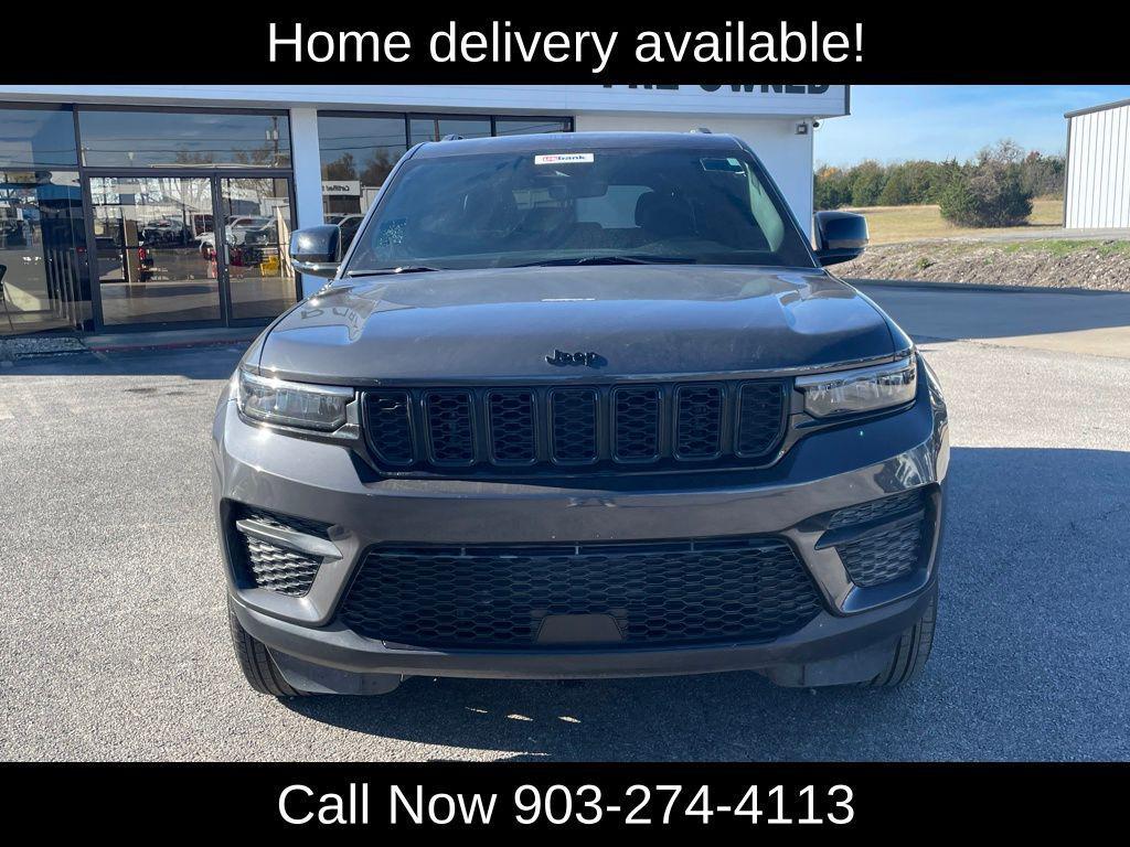 used 2025 Jeep Grand Cherokee car, priced at $39,000