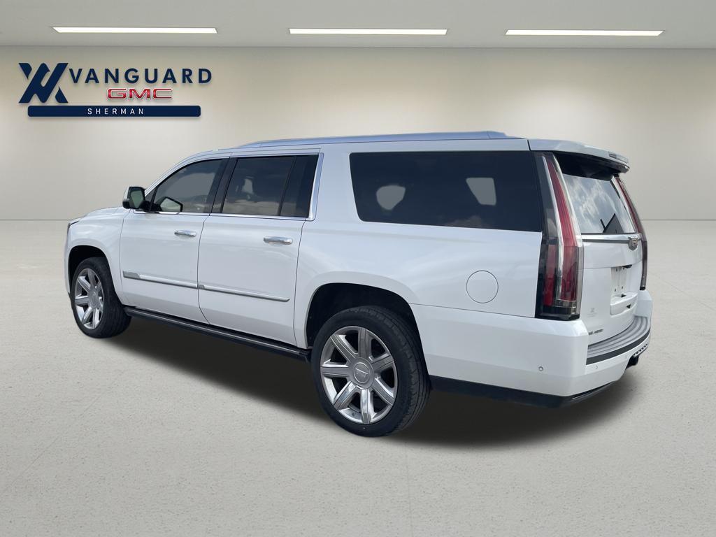 used 2019 Cadillac Escalade ESV car, priced at $34,407