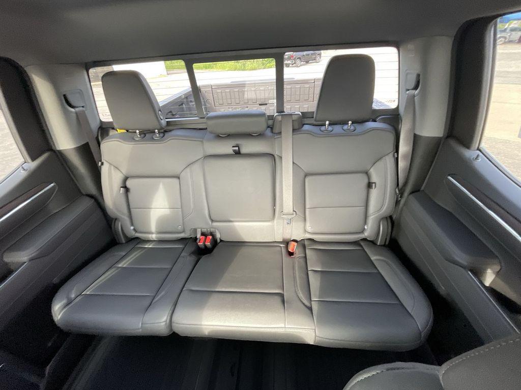 new 2025 GMC Sierra 1500 car, priced at $56,252