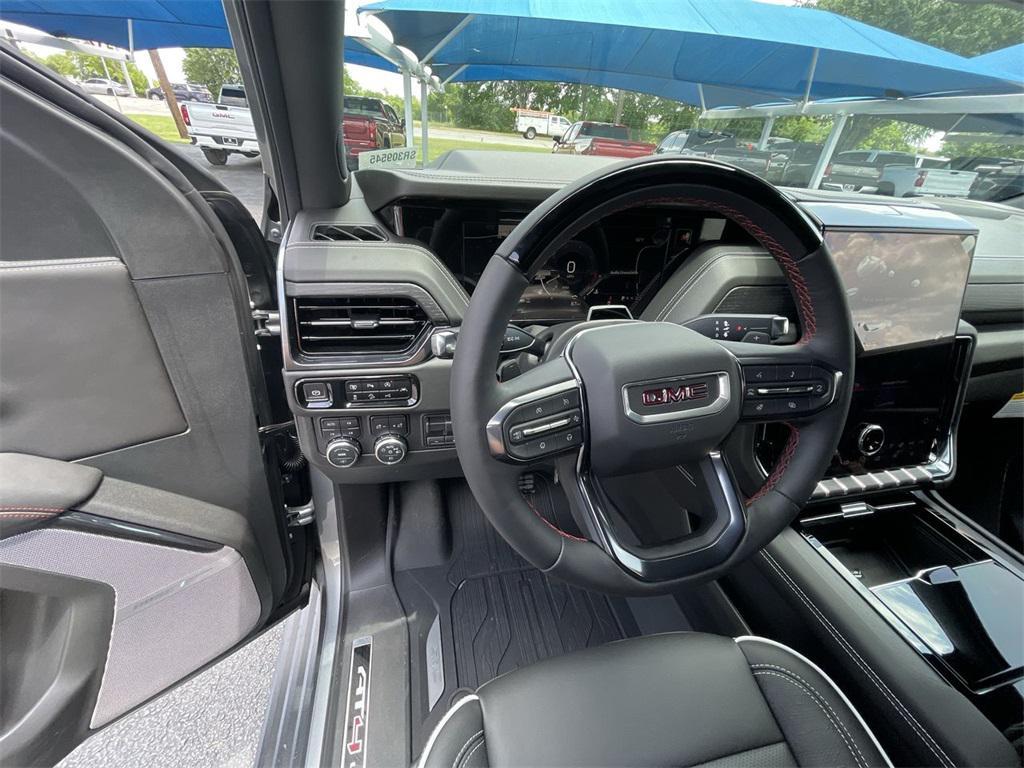 new 2025 GMC Yukon car, priced at $98,226