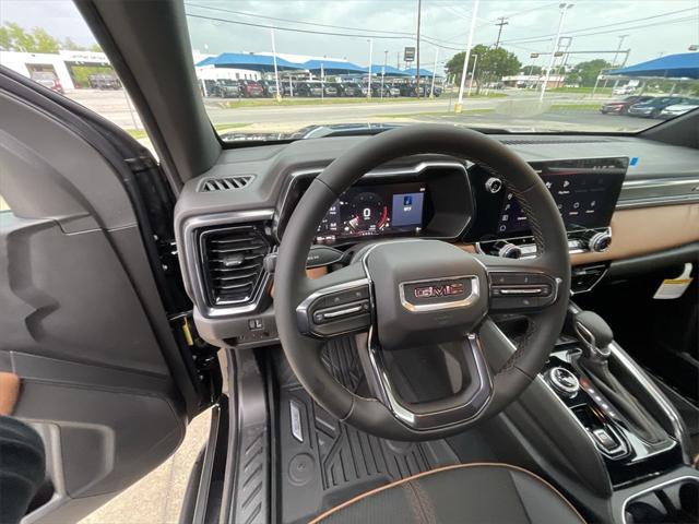 new 2025 GMC Canyon car, priced at $50,913