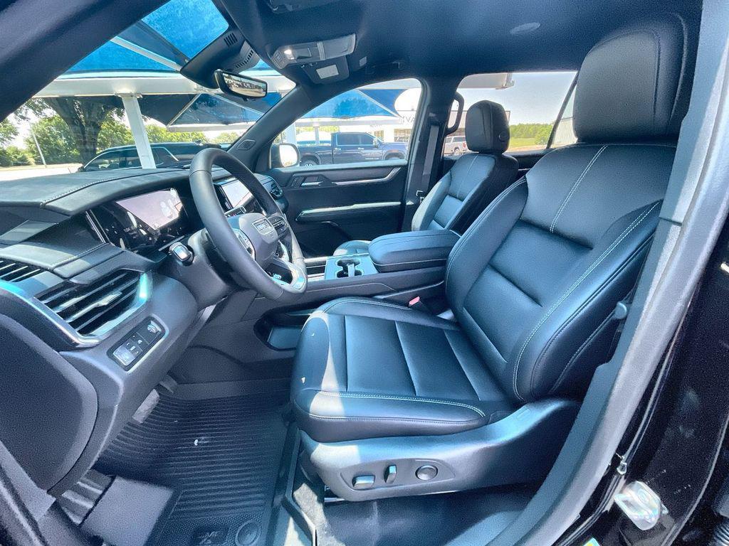 new 2026 GMC Acadia car, priced at $47,112