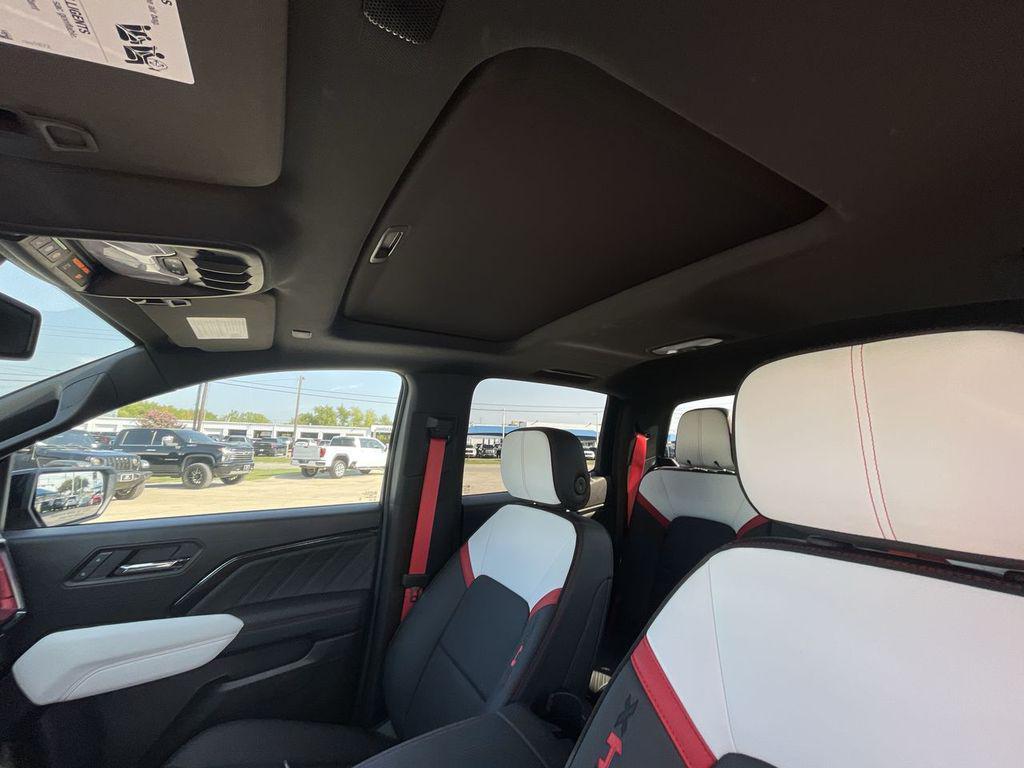 new 2025 GMC Canyon car, priced at $49,265