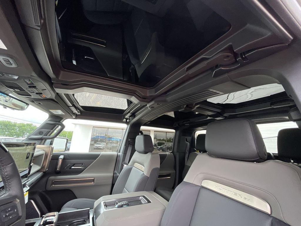 new 2025 GMC HUMMER EV Pickup car, priced at $95,409