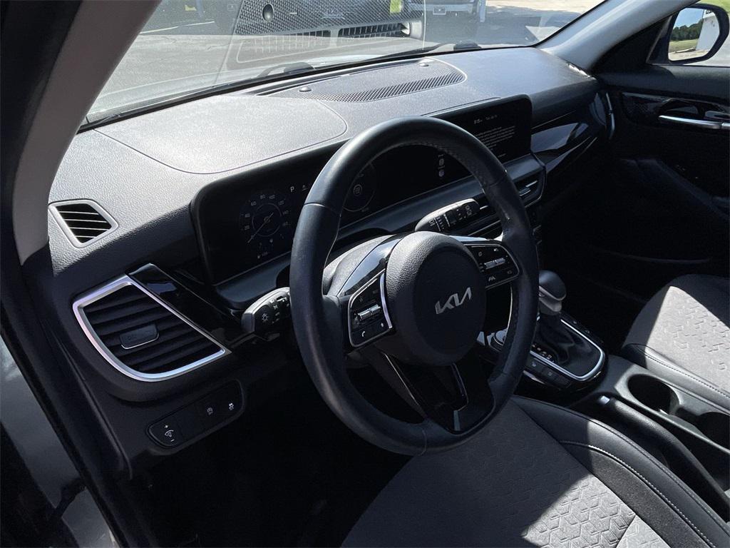 used 2024 Kia Seltos car, priced at $20,999