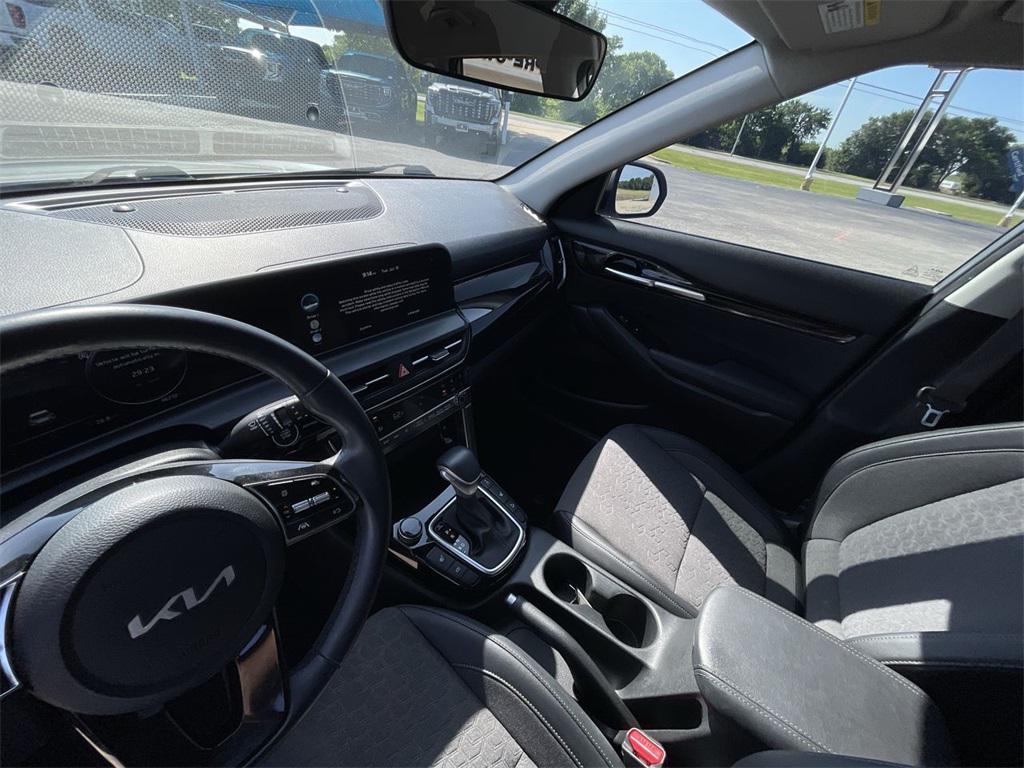 used 2024 Kia Seltos car, priced at $20,999