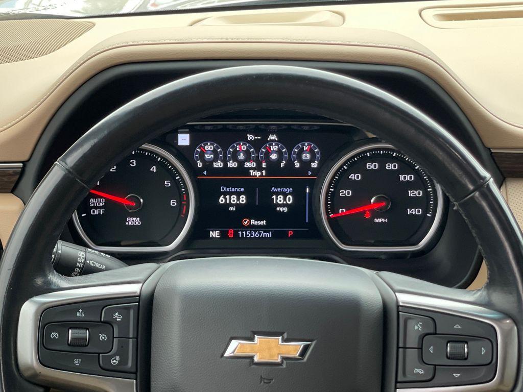 used 2021 Chevrolet Suburban car, priced at $34,590