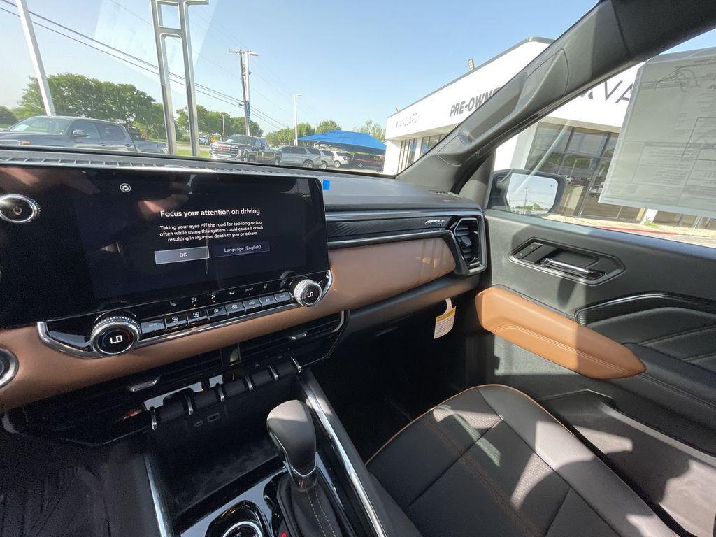 new 2025 GMC Canyon car, priced at $46,670